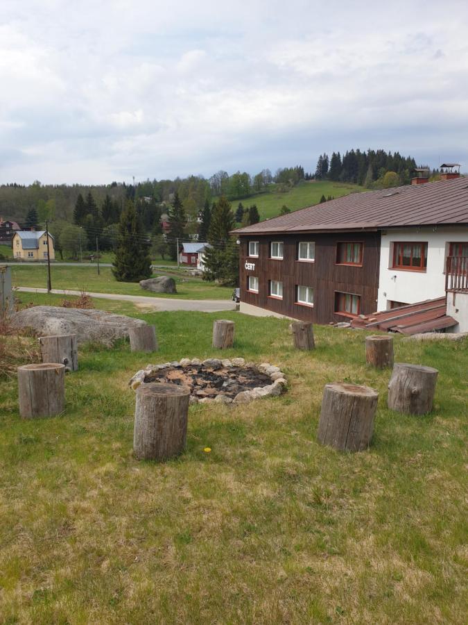 Hacienda Cert Kořenov Εξωτερικό φωτογραφία
